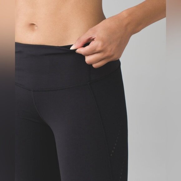 Lululemon Stop At Nothing Crop size 6 - Picture 3 of 8